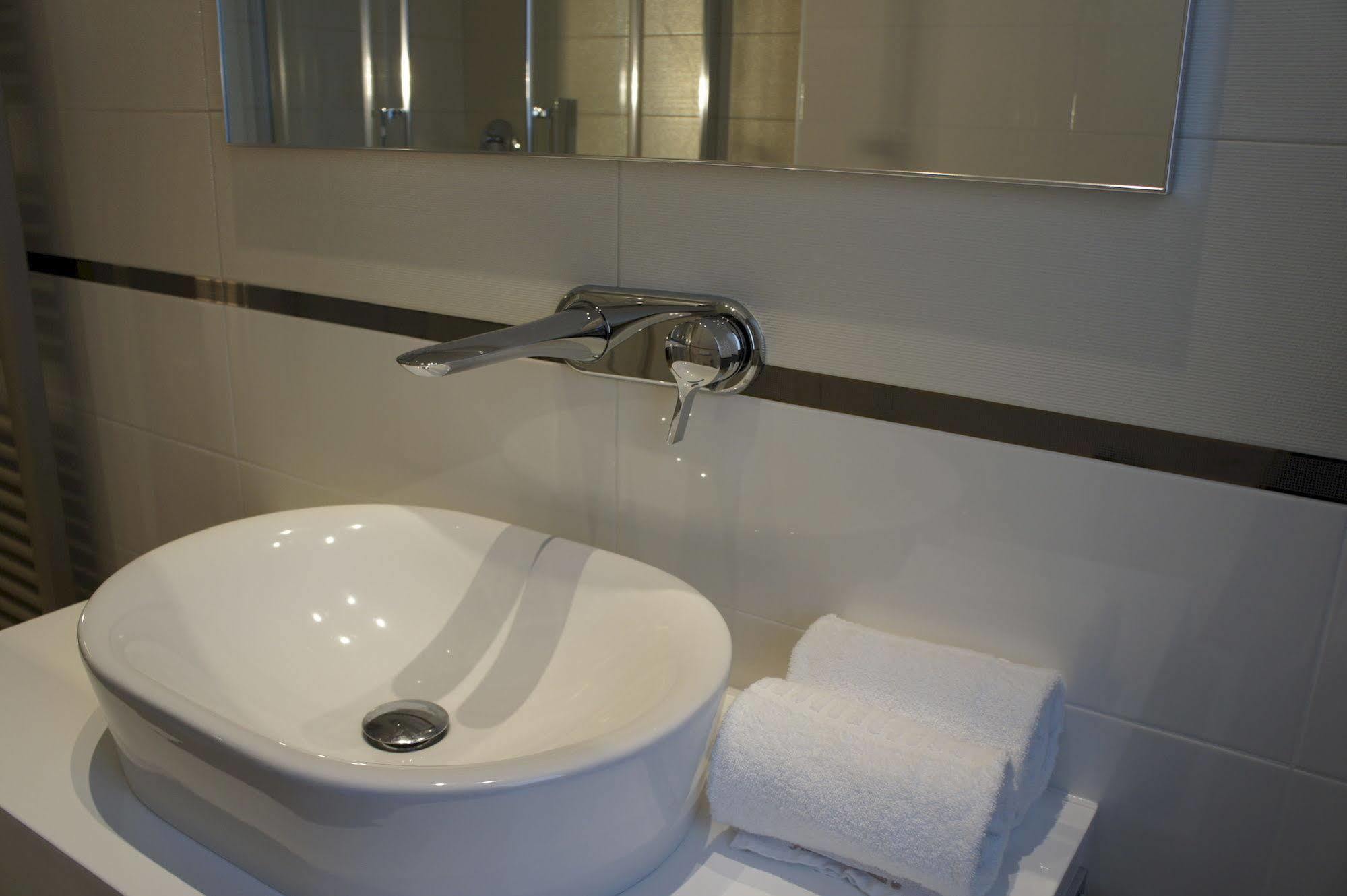 Hotel Al Veliero Pontevico Luaran gambar